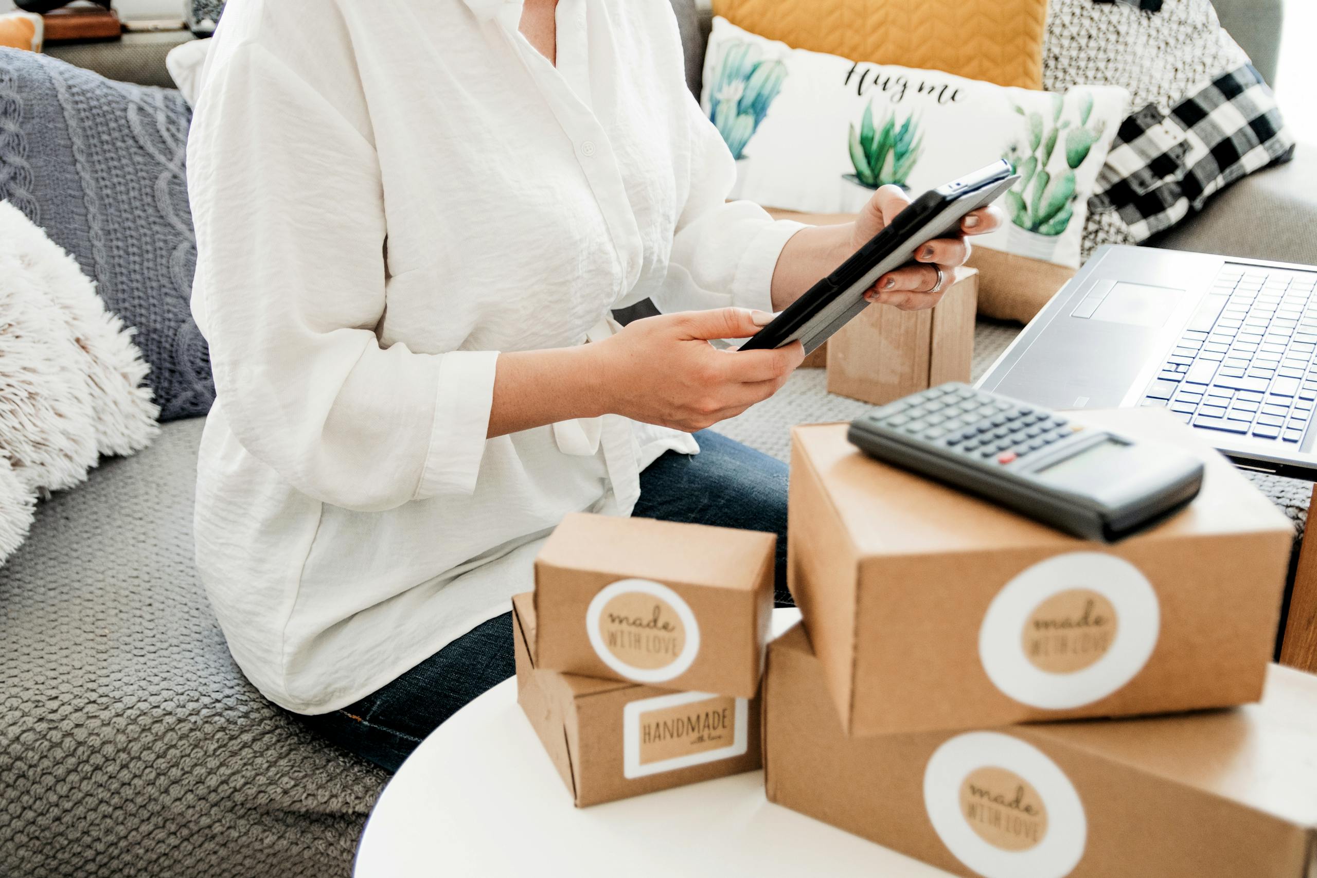 How to Turn a Side Hustle Into a Full-Time Business